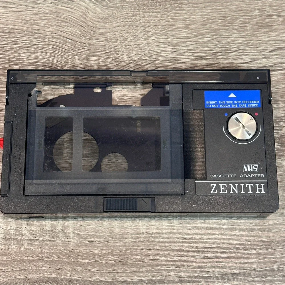 VHS Cassette Adapter Zenith VAC414 Motorized VHS-C to VHS Converter with Case